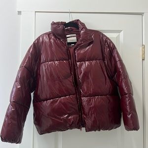 Burgundy Puffer ♥️
